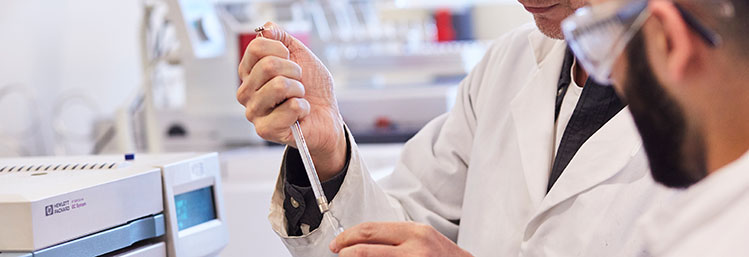 <br />
<b>Notice</b>:  Undefined variable: image_alt in <b>/web/terminalfour/htdocs/courses/pg/materials-chemistry/index.php</b> on line <b>608</b><br />

