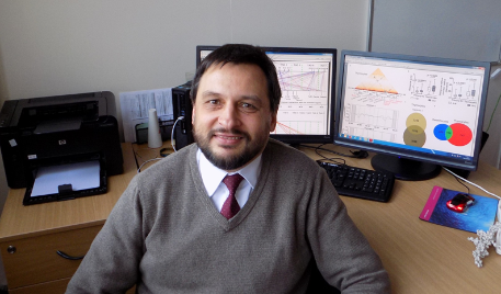 Dr Michael Fessing